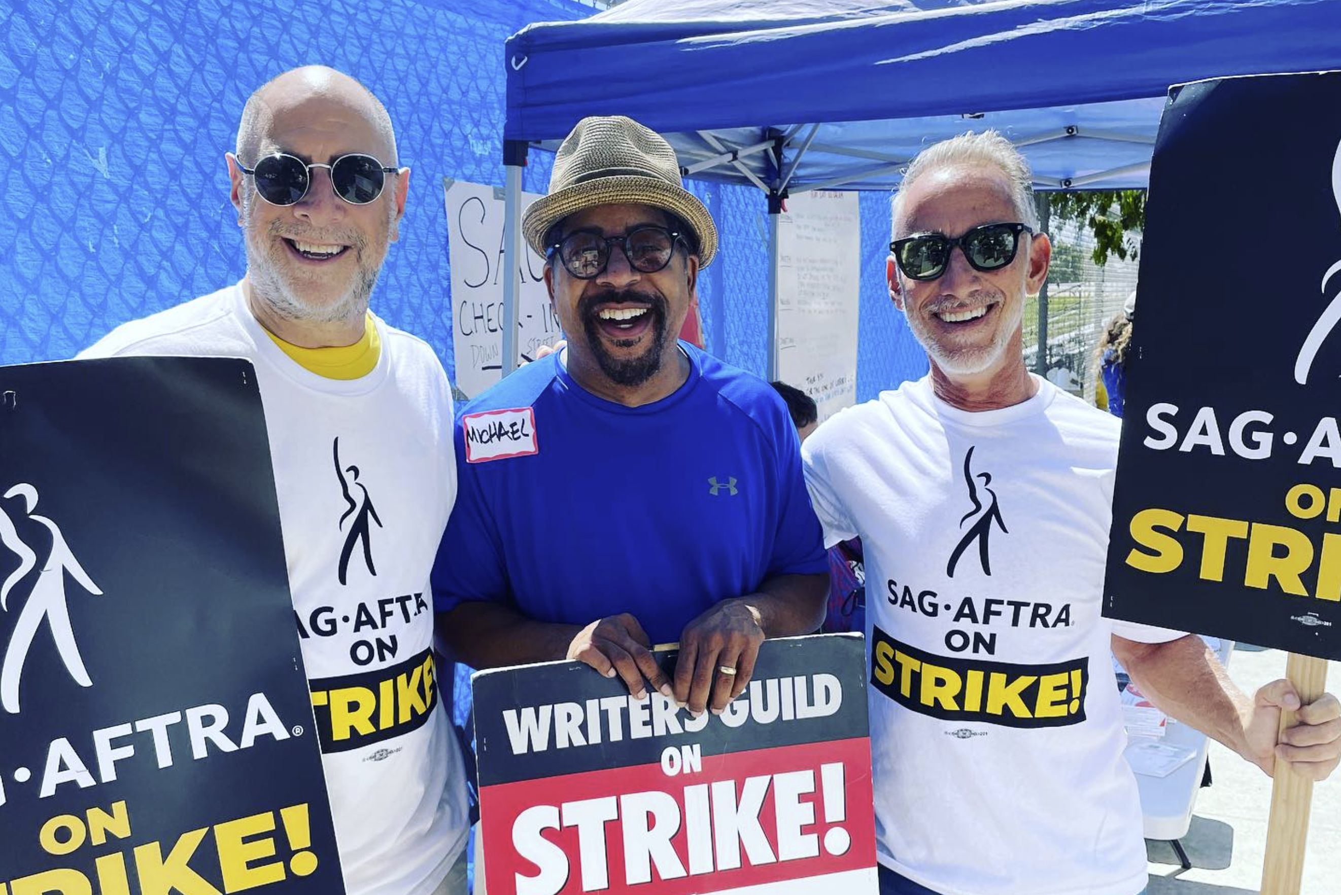 SAG_AFTRA/Writers join forces on strike
