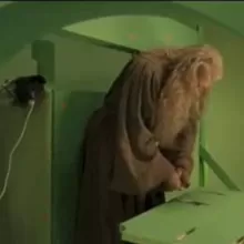 Realtime scaling of Hobbits and Gandalf in Bilbo's house
